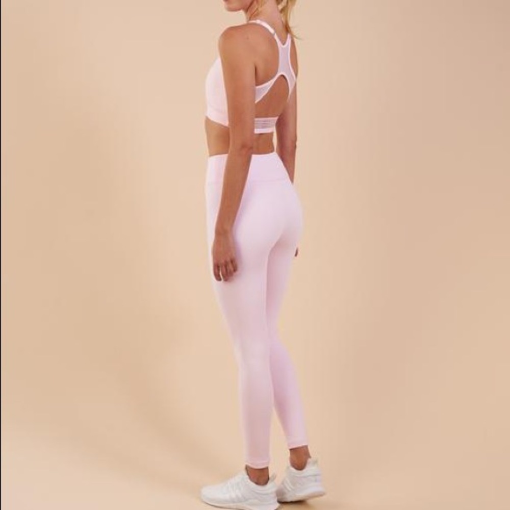 Gym shark workout out fit